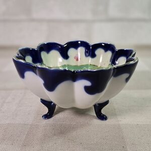 Vintage Porcelain Footed Asian Floral Bowl Made in Japan